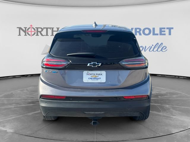 Certified 2022 Chevrolet Bolt LT w/ Infotainment Package FWD image 4