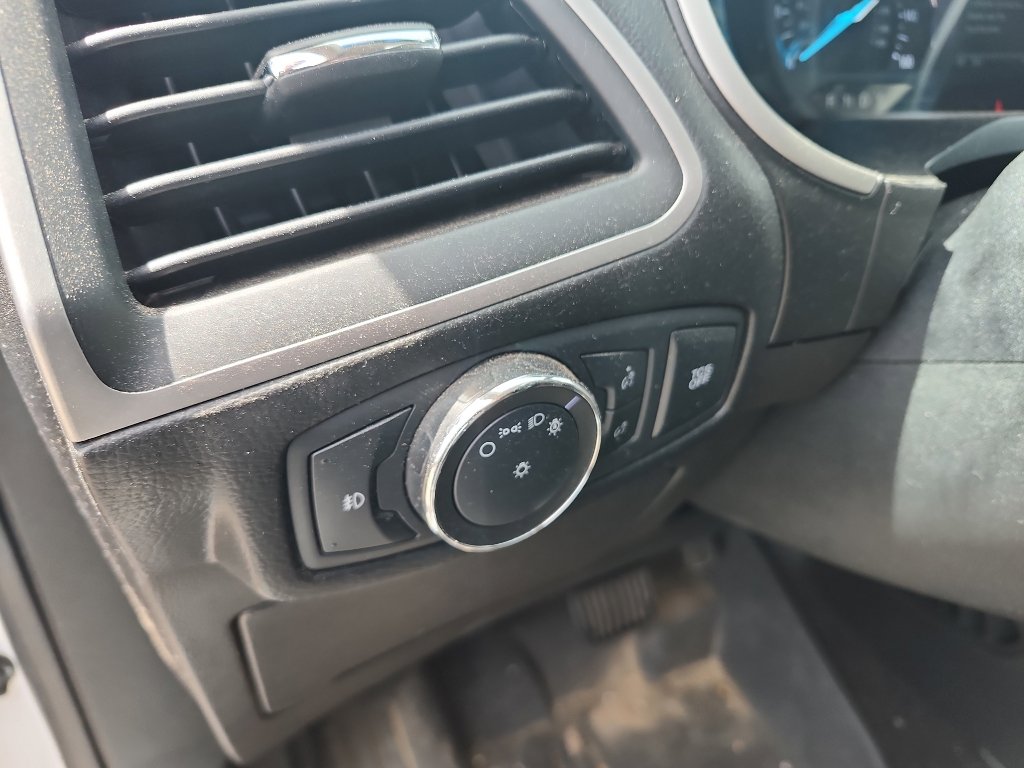 Used 2020 Ford Edge SEL image 22