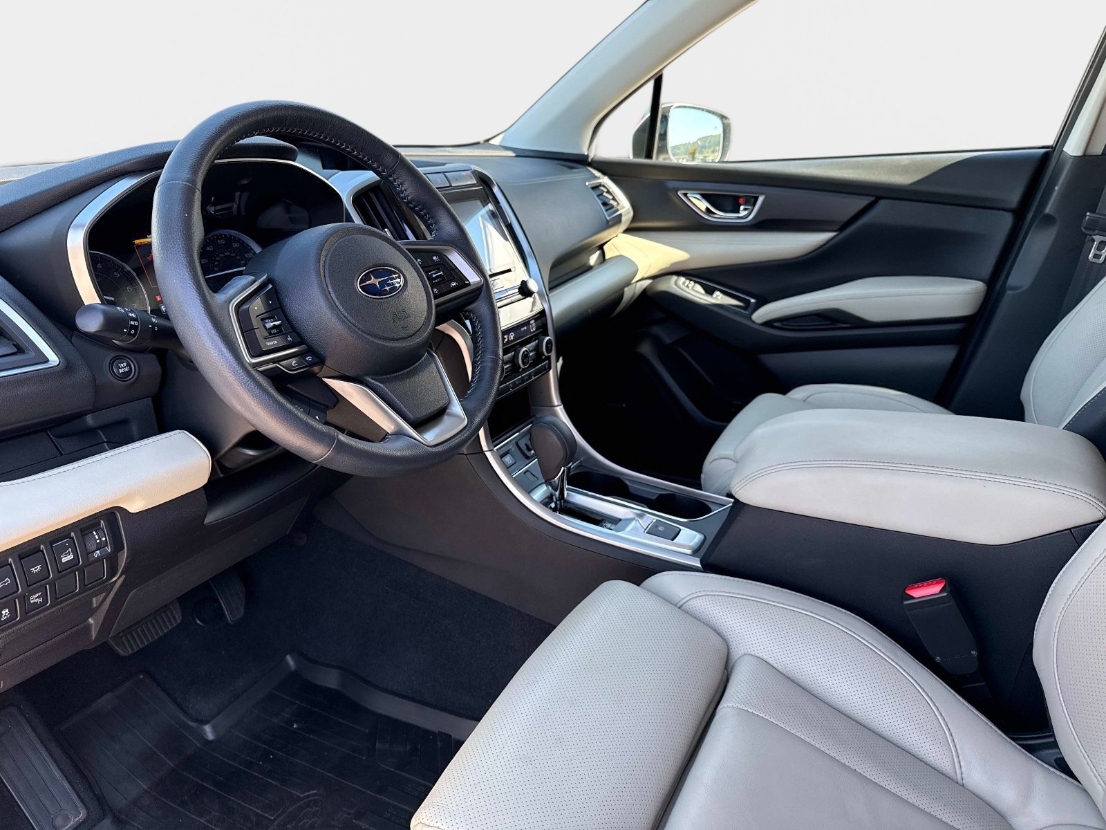 Used 2020 Subaru Ascent Limited w/ Technology Package AWD/4WD image 34