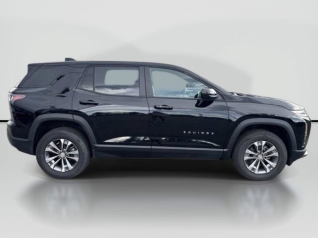 Used 2026 Chevrolet Equinox LT FWD image 6