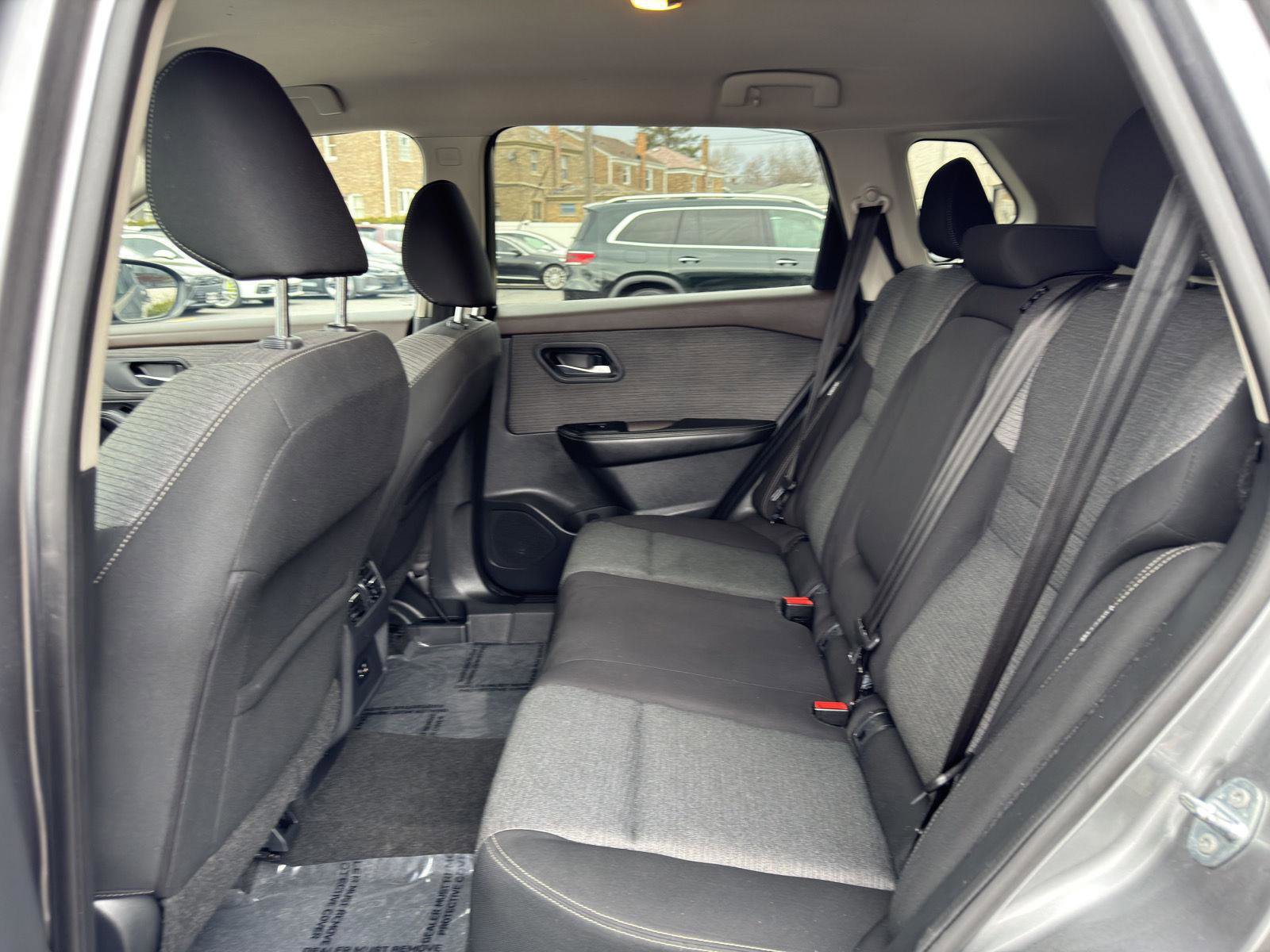 Used 2021 Nissan Rogue SV AWD/4WD image 28