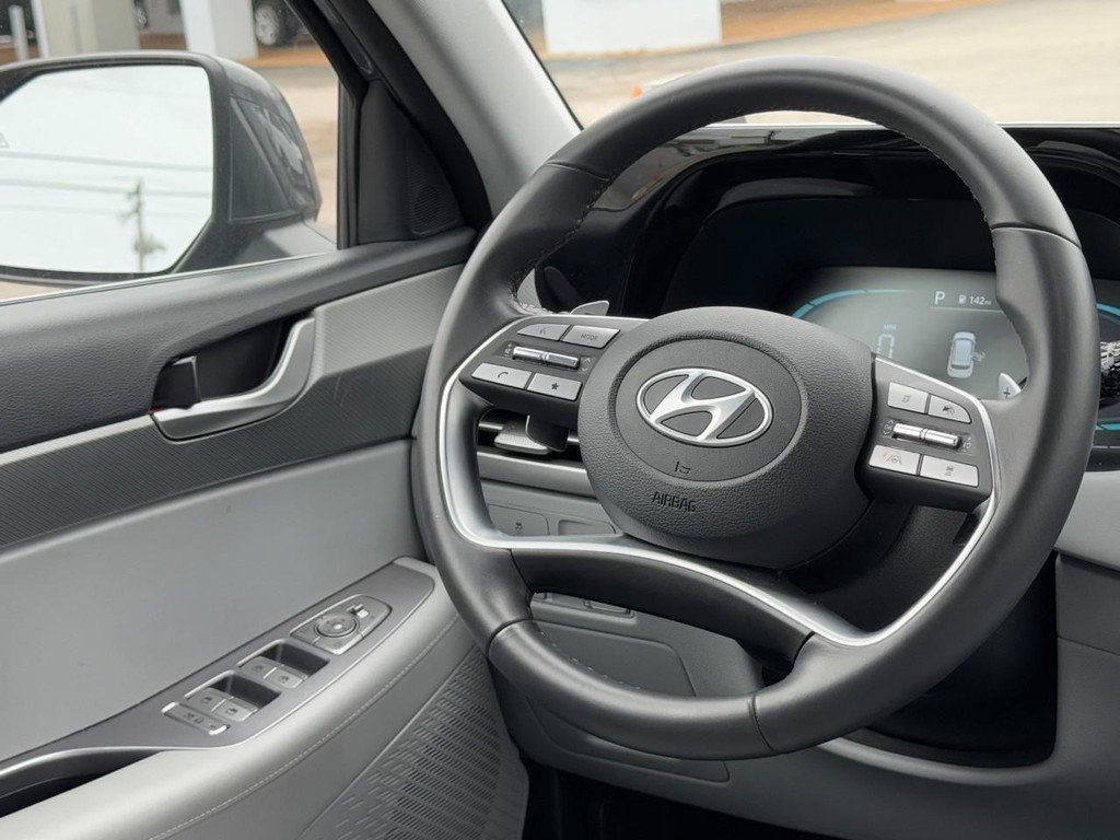 Used 2025 Hyundai Palisade SEL image 13