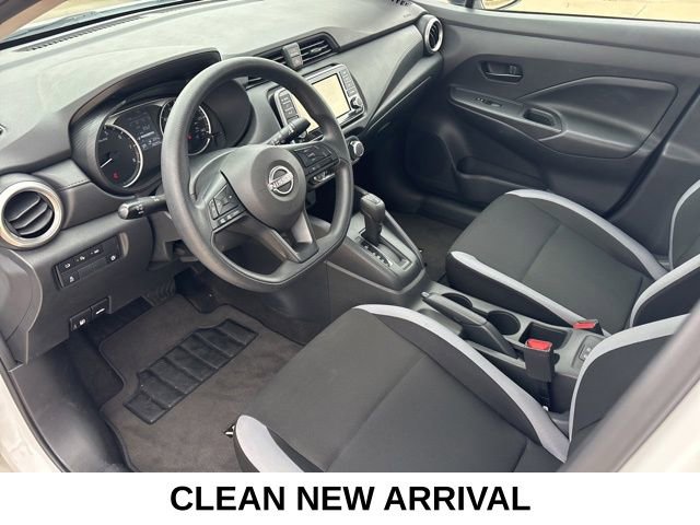 Used 2025 Nissan Versa S image 12