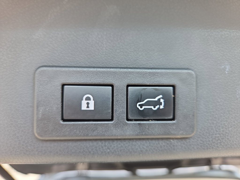 Used 2021 Subaru Ascent Limited w/ Technology Package AWD/4WD image 20