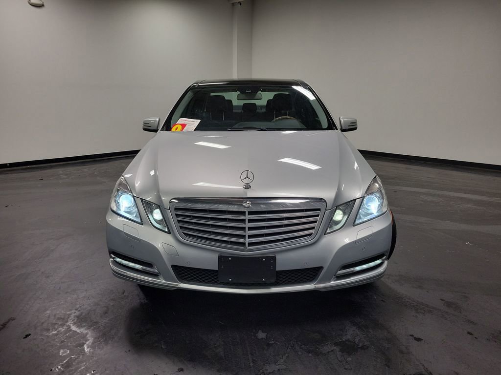 Used 2011 Mercedes-Benz E 350 4MATIC Sedan image 2