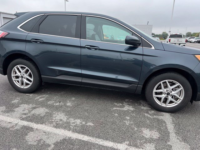 Used 2024 Ford Edge SEL w/ Convenience Package AWD/4WD image 6