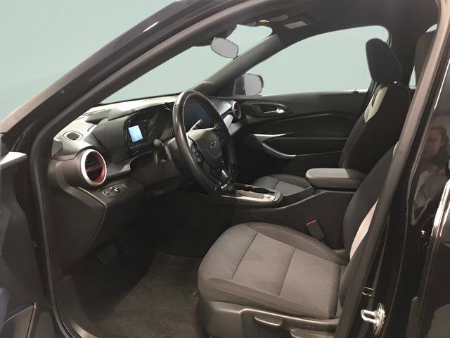 Used 2024 Chevrolet Trax RS image 18