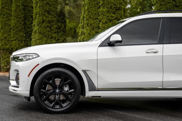 Used 2021 BMW X7 xDrive40i w/ Premium Package AWD/4WD image 10