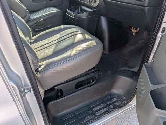 Used 2016 Chevrolet Express 2500 LS image 22