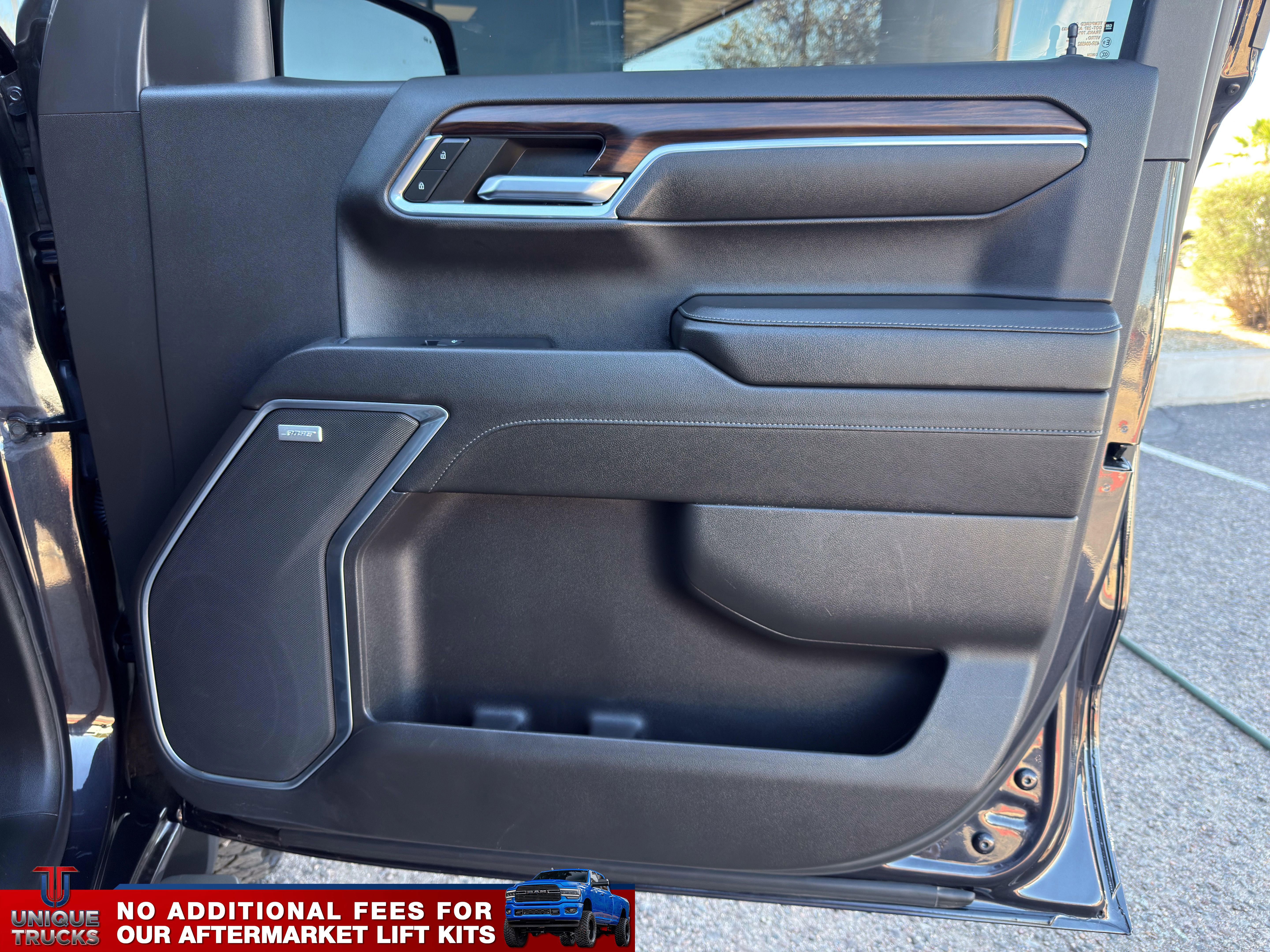 Used 2024 GMC Sierra 1500 SLT image 28