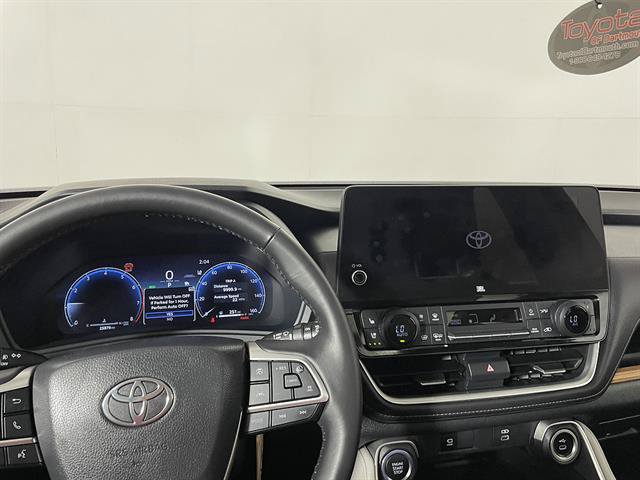 Certified 2024 Toyota Grand Highlander AWD image 17
