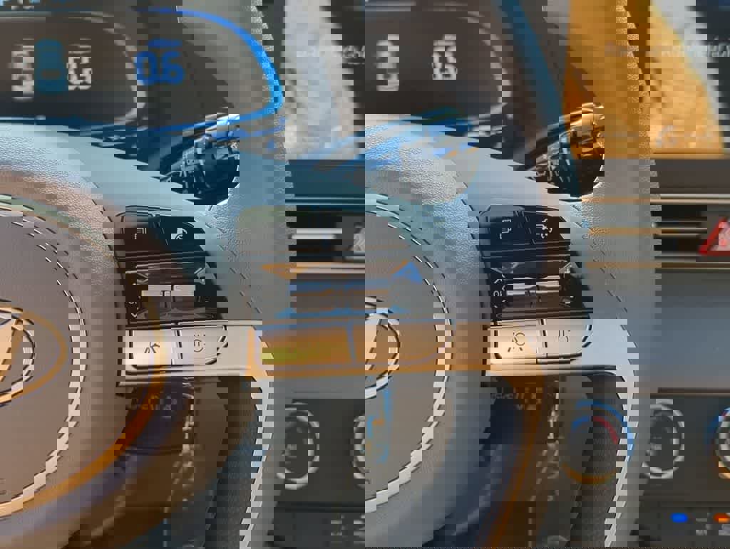 New 2026 Hyundai Elantra SE image 25