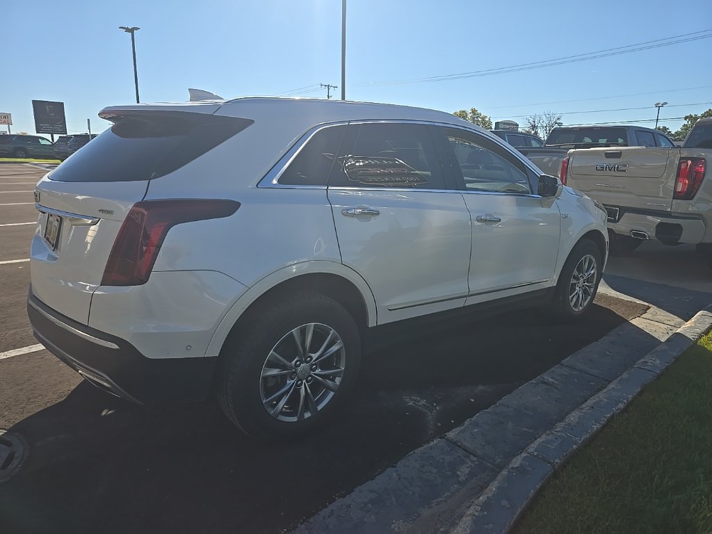Certified 2021 Cadillac XT5 Premium Luxury AWD/4WD image 9