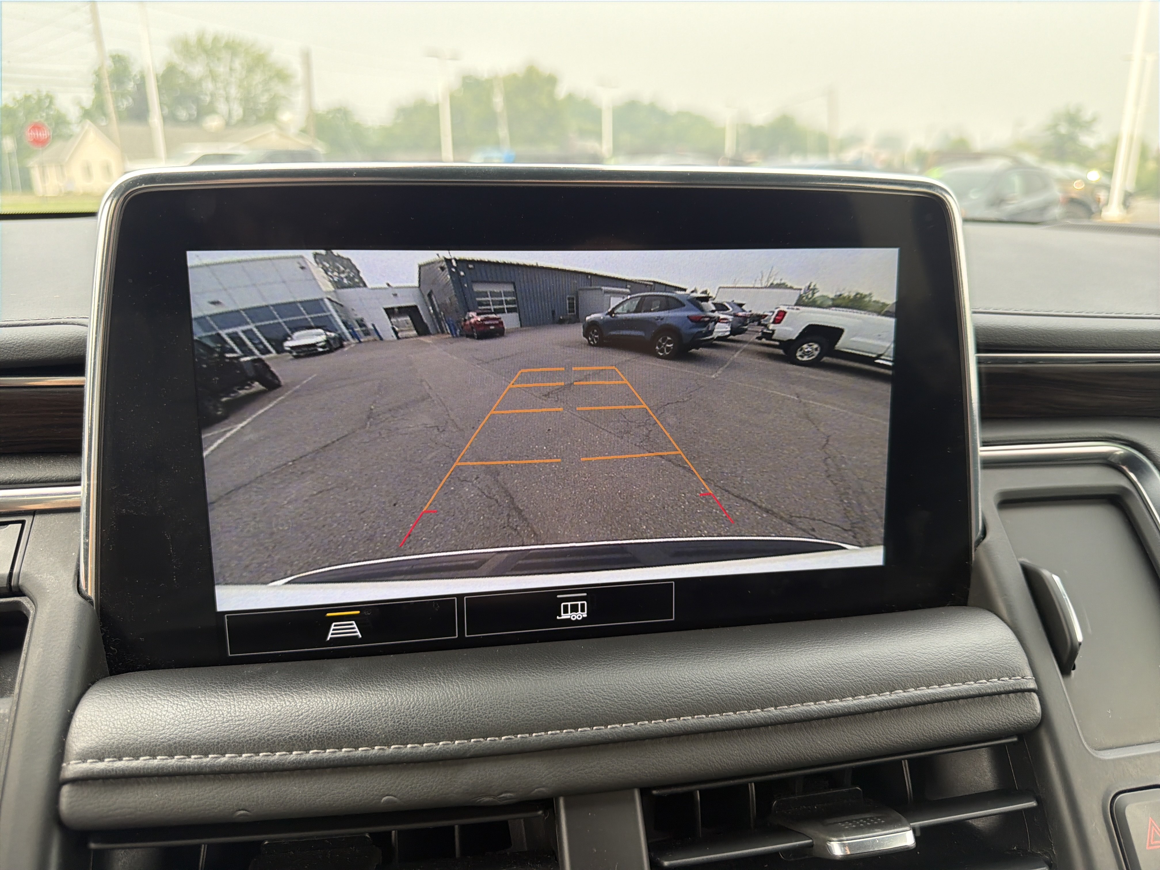 Used 2021 Chevrolet Tahoe Z71 AWD/4WD image 27