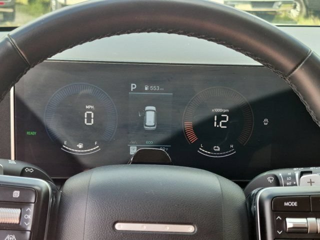Used 2025 Hyundai Santa Fe SEL FWD image 15