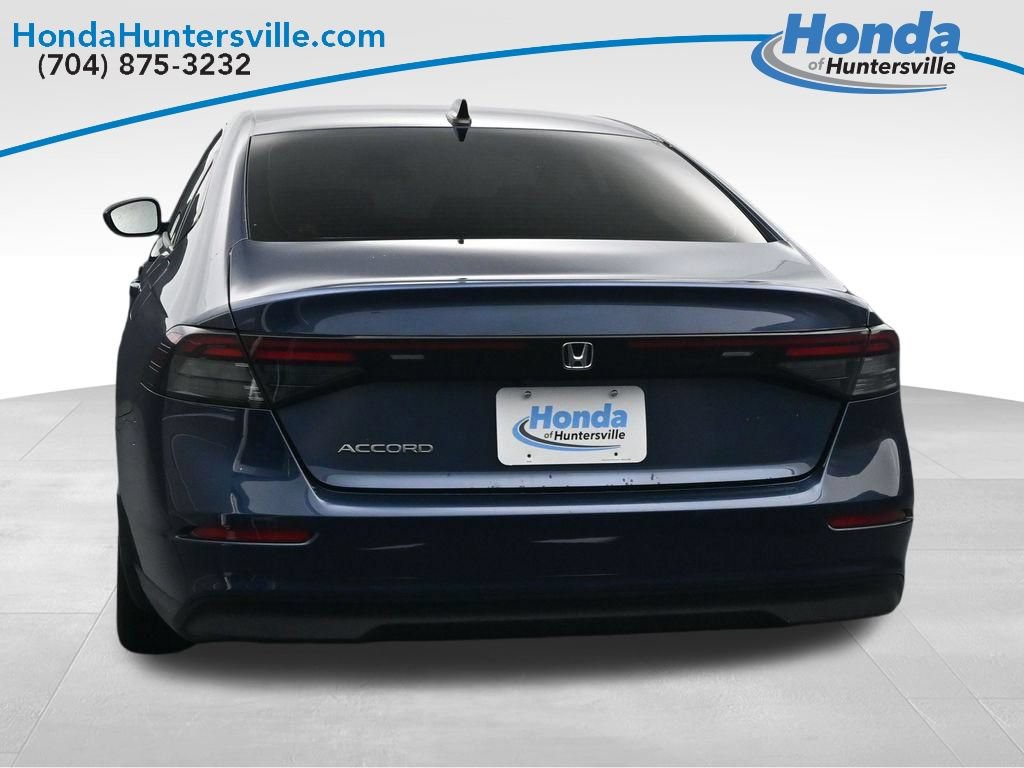Used 2025 Honda Accord SE image 7