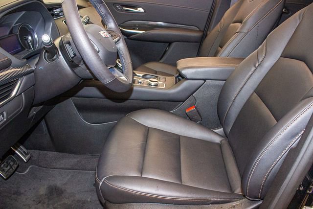 Used 2023 Cadillac XT4 Sport w/ Enhanced Visibility Package image 20