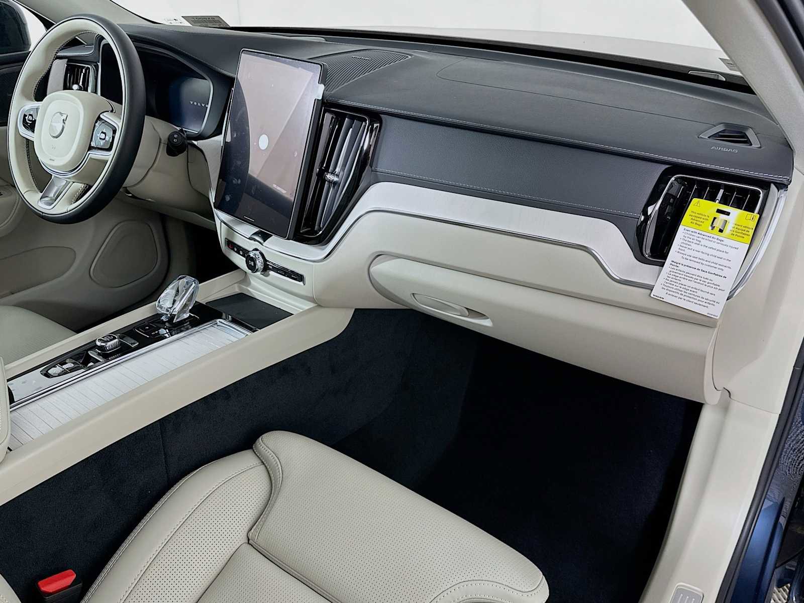 New 2026 Volvo XC60 B5 Ultra w/ Protection Package Premier image 28