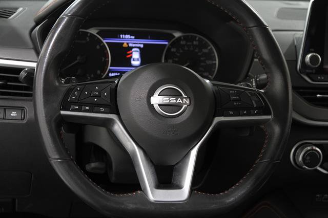 Used 2024 Nissan Altima 2.5 SR FWD image 7