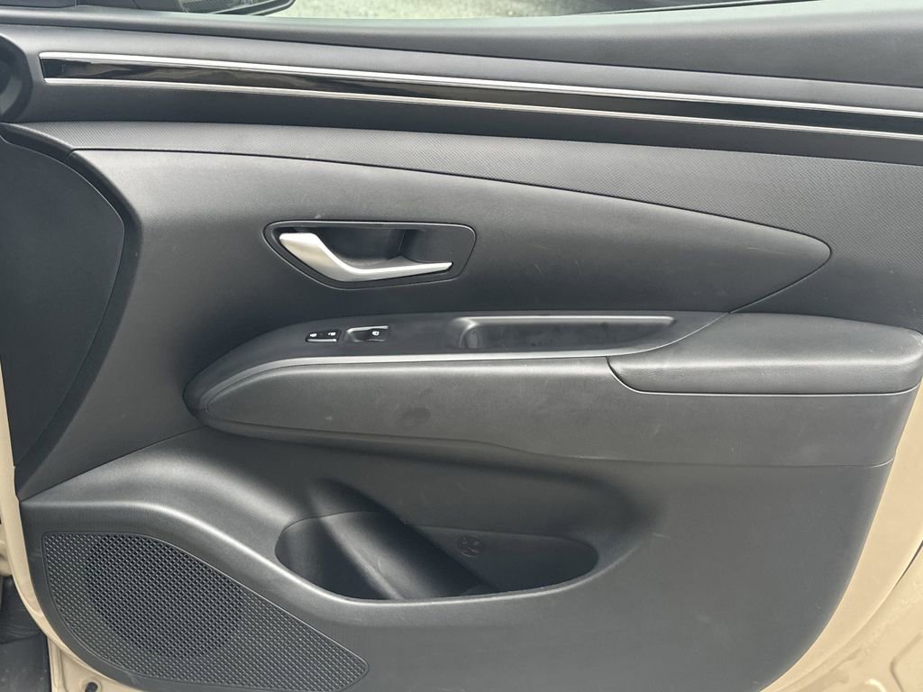 Used 2023 Hyundai Santa Cruz SEL Premium w/ Cargo Package image 15