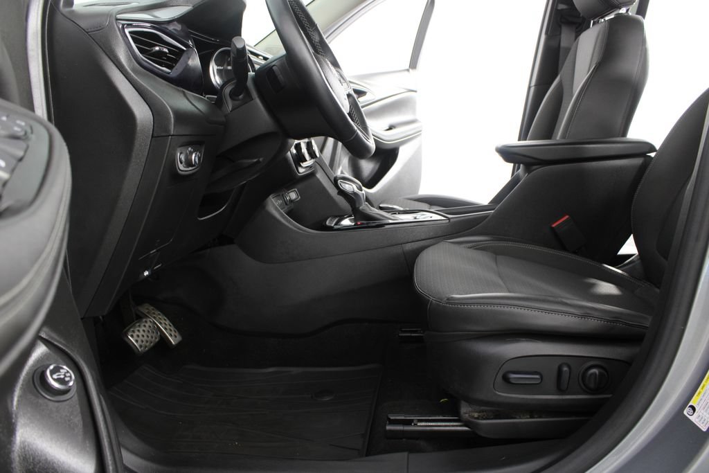 Used 2023 Buick Encore GX Select w/ Sport Touring Package AWD/4WD image 15