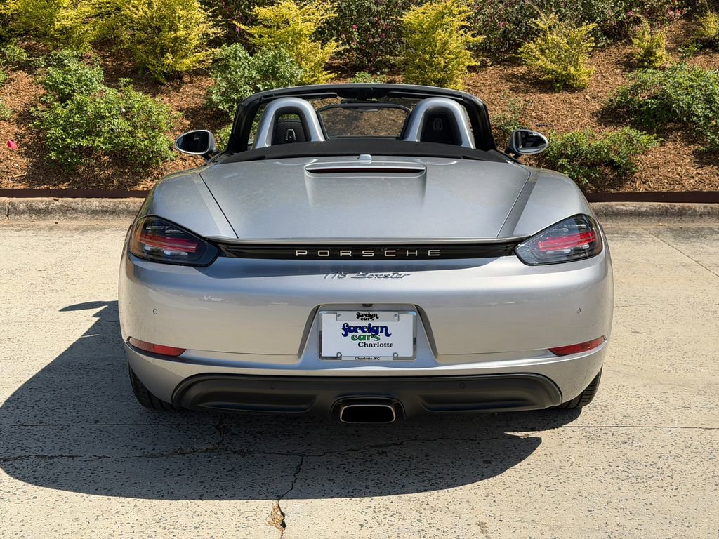 Used 2019 Porsche 718 Boxster RWD image 5
