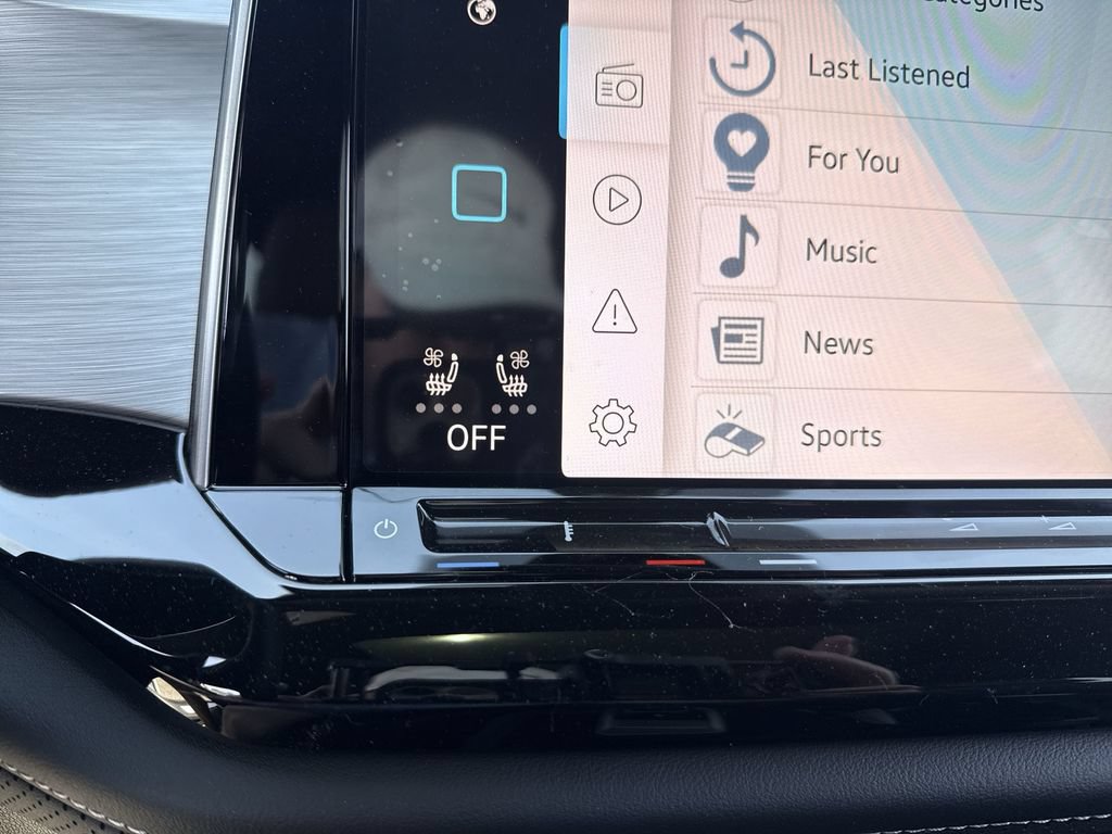 New 2026 Volkswagen Atlas Cross Sport SE AWD/4WD image 33