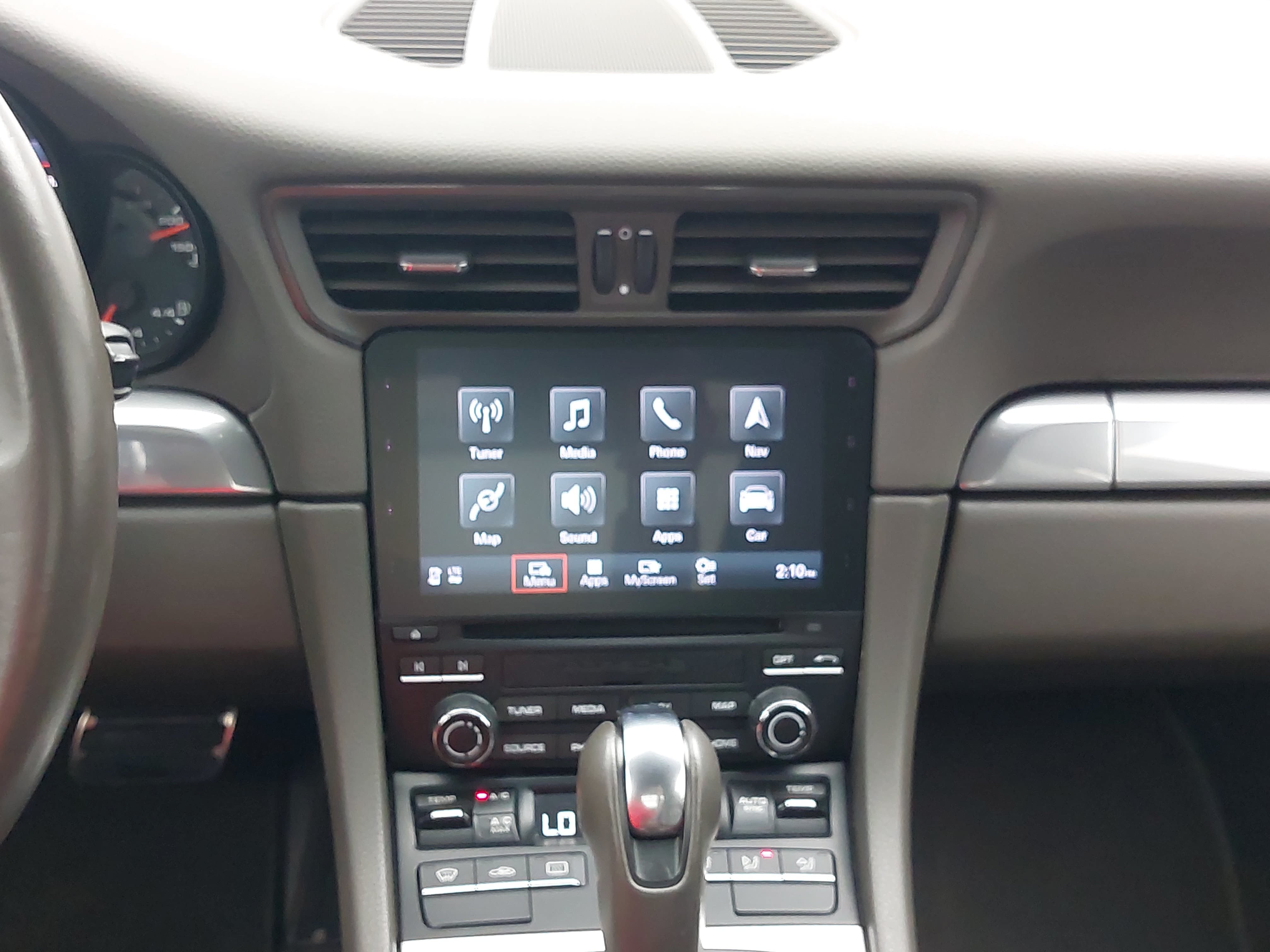 Certified 2018 Porsche 911 Carrera RWD image 21