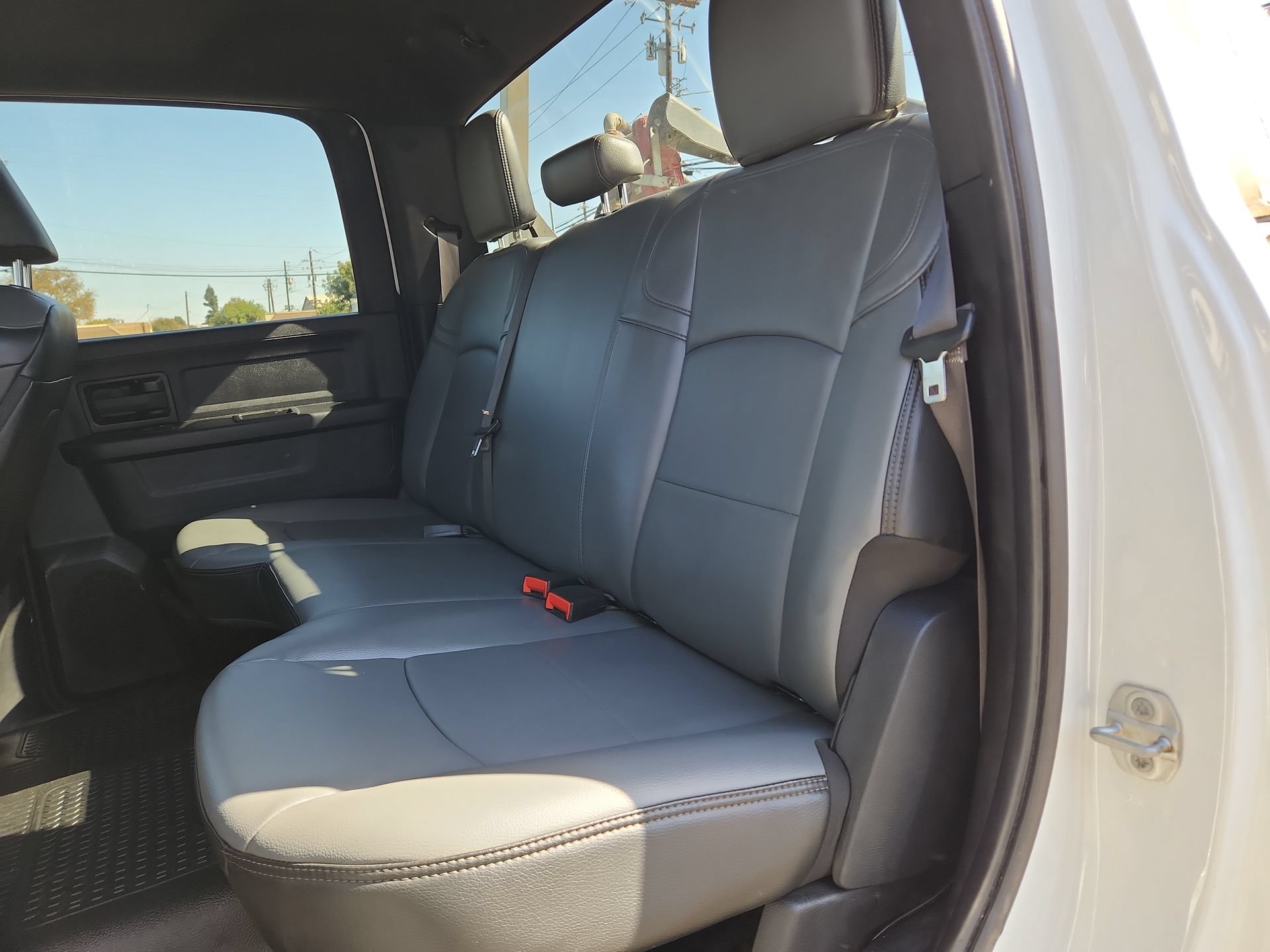 Used 2022 RAM 2500 Tradesman w/ Chrome Appearance Group AWD/4WD image 23