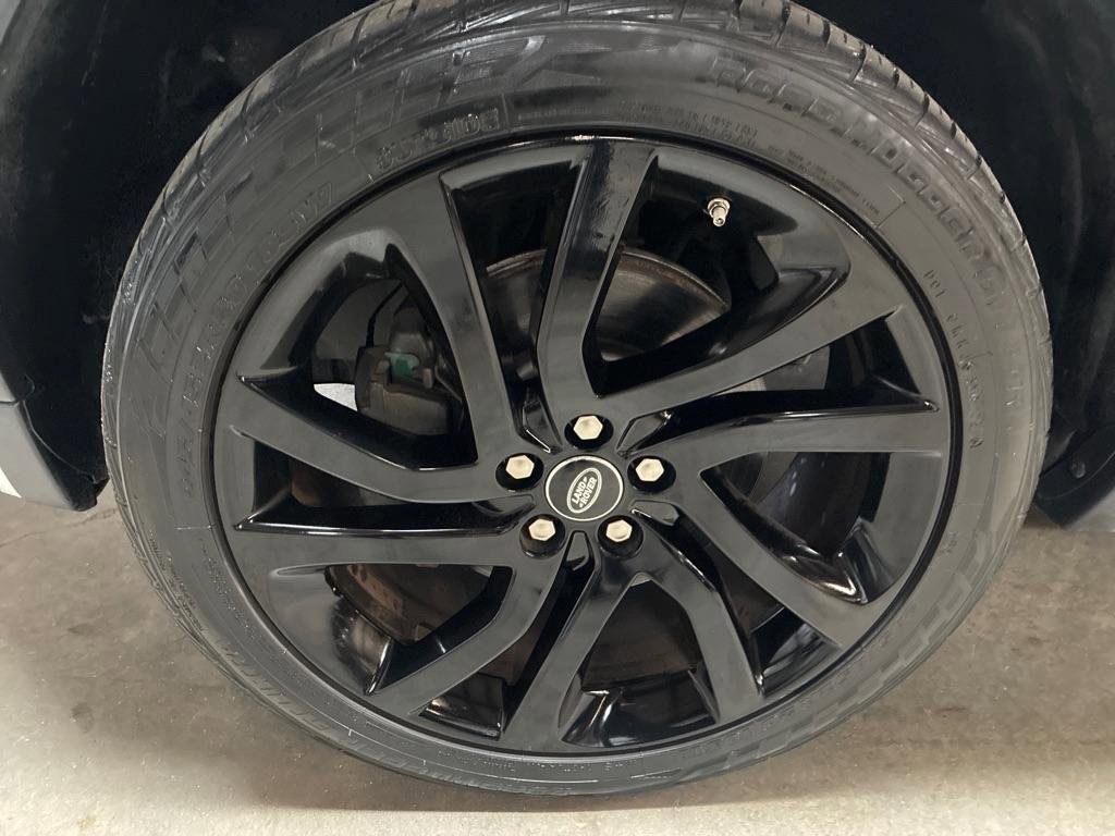Used 2017 Land Rover Discovery Sport HSE image 10