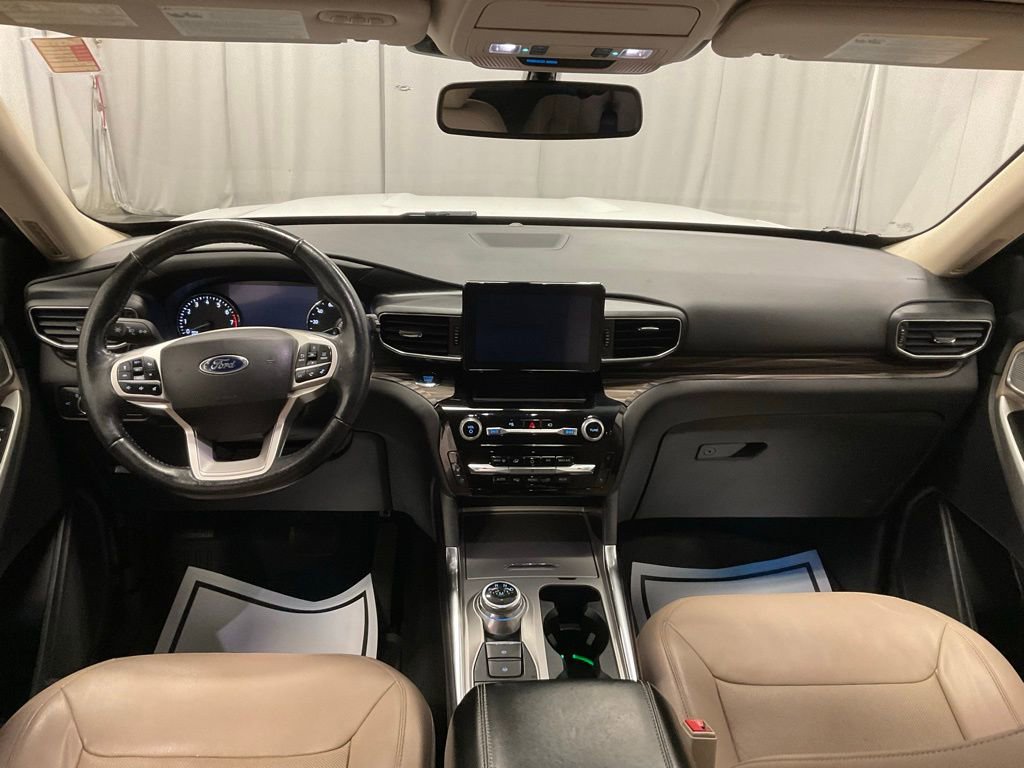 Used 2021 Ford Explorer Limited w/ Equipment Group 301A image 31