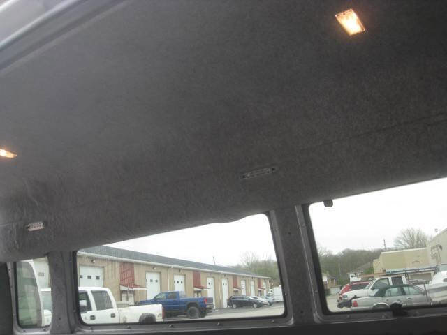 Used 2013 Ford E-350 and Econoline 350 Extended Super Duty w/ PWR Group image 32