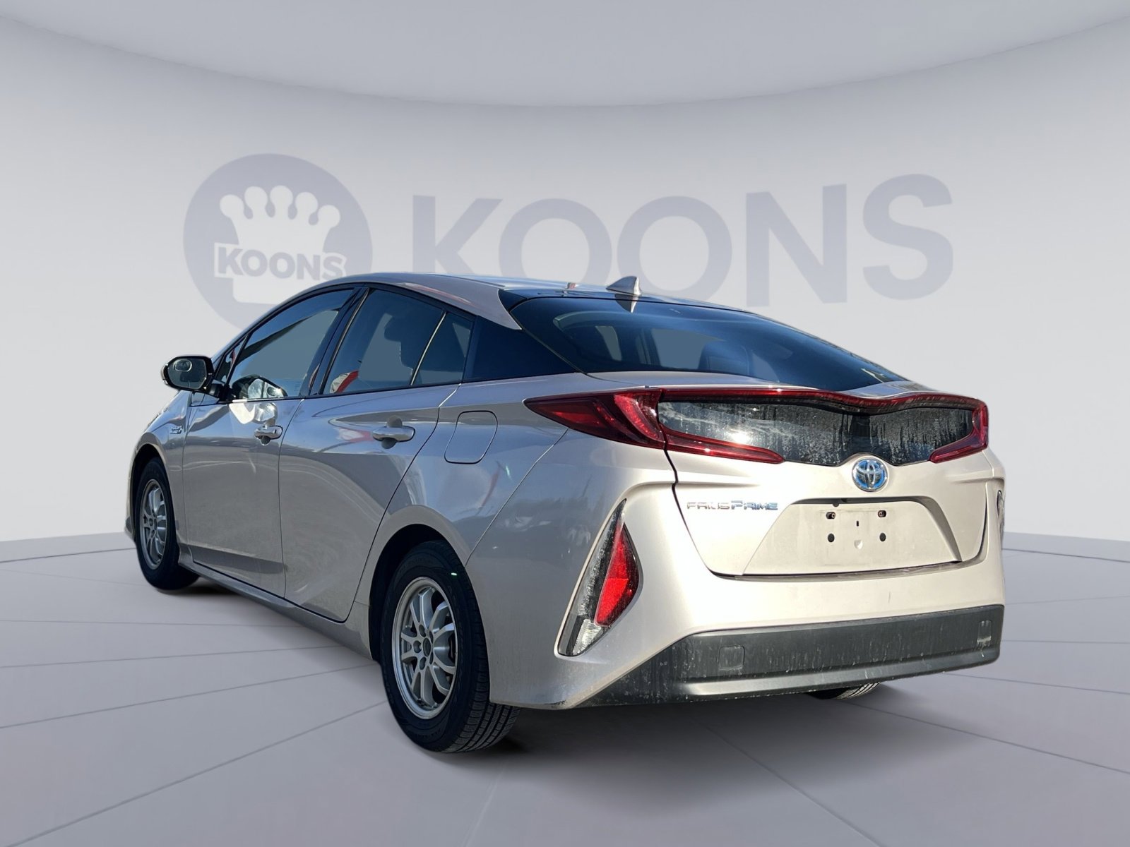 Used 2019 Toyota Prius Prime Plus image 4