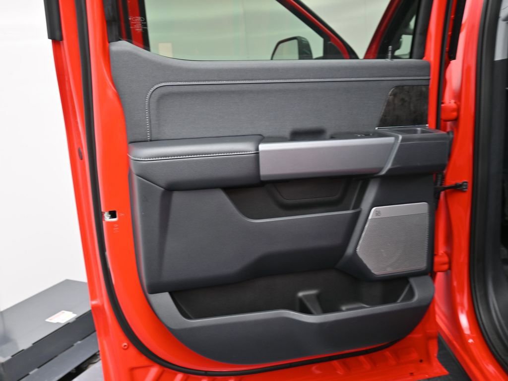 Used 2024 Ford F350 Lariat w/ Lariat Ultimate Package image 20