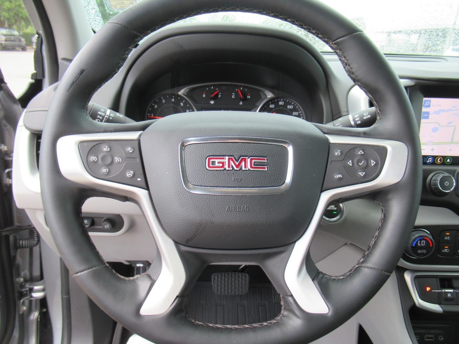Used 2024 GMC Terrain SLT w/ Infotainment Package II FWD image 22