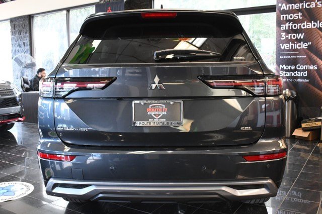 New 2026 Mitsubishi Outlander SEL AWD/4WD image 15