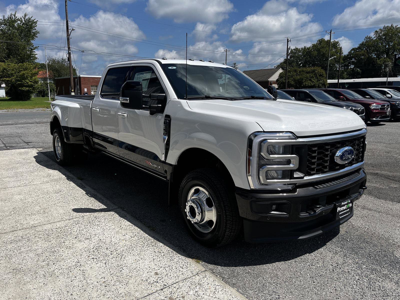 New 2025 Ford F350 King Ranch image 4