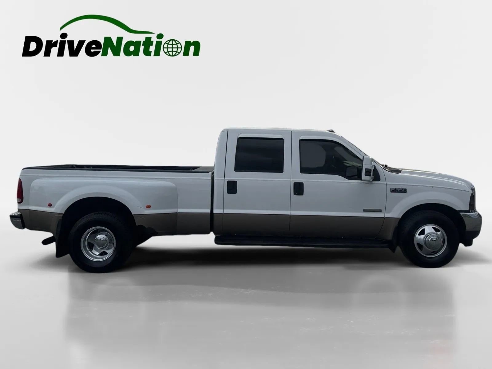 Used 2004 Ford F350 XL image 4