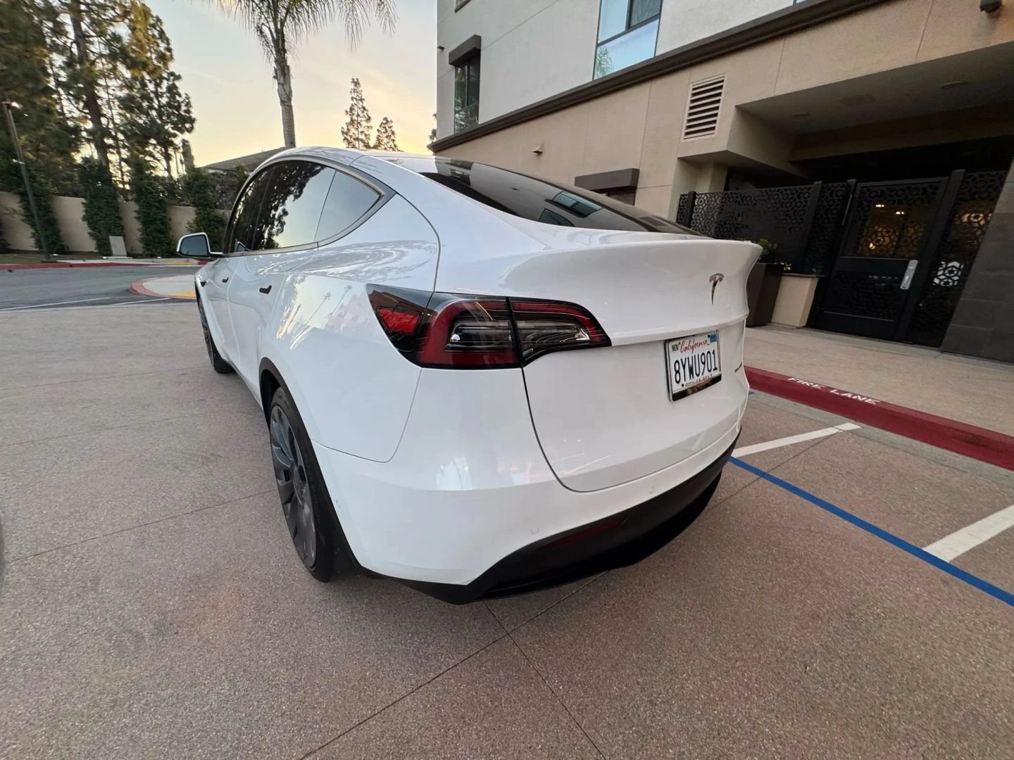 Used 2022 Tesla Model Y Performance AWD/4WD image 7