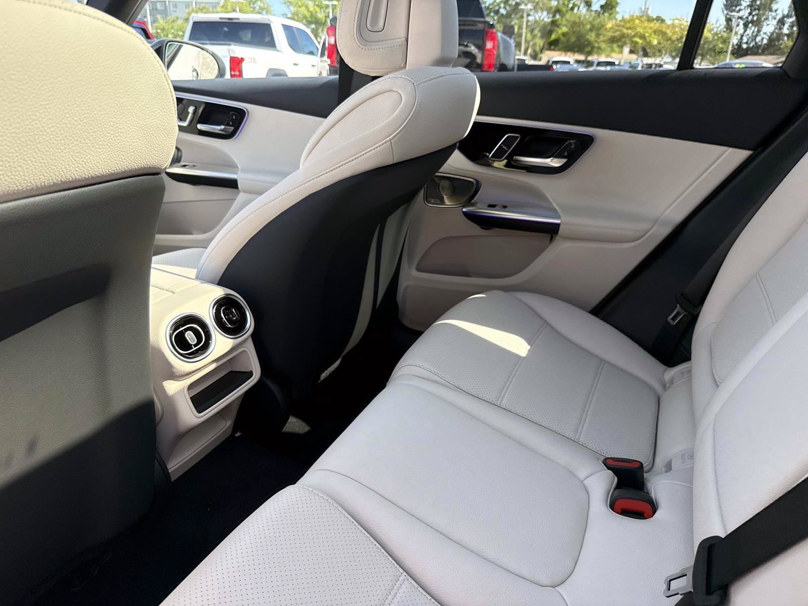New 2027 Mercedes-Benz GLC 300 image 15