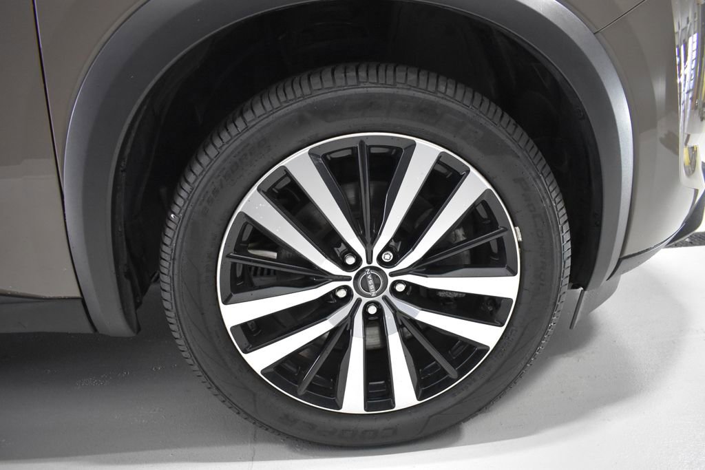 Certified 2023 Nissan Pathfinder Platinum image 10