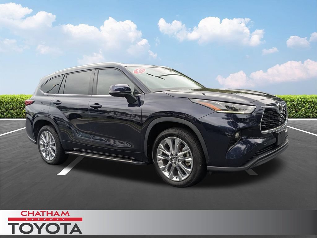 Used 2023 Toyota Highlander Limited