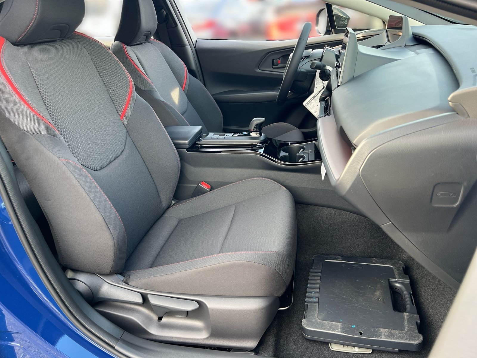 New 2026 Toyota Prius Plug-In Hybrid FWD image 22
