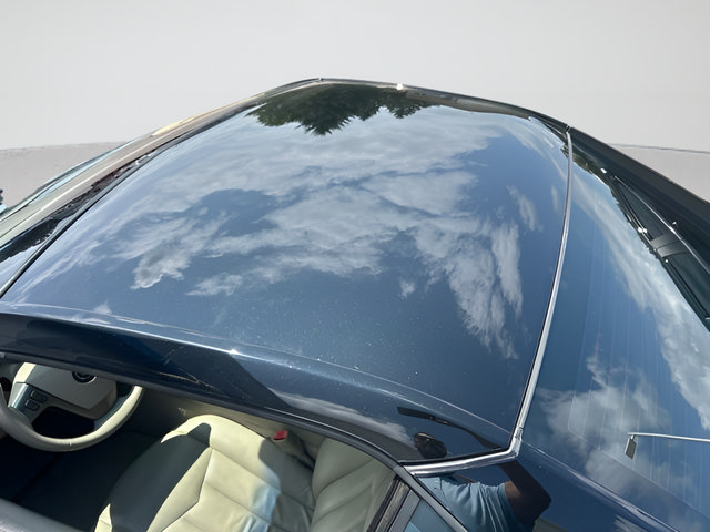Used 2006 Cadillac XLR RWD image 12