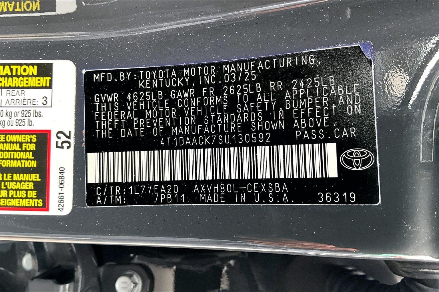 Used 2025 Toyota Camry SE FWD image 29