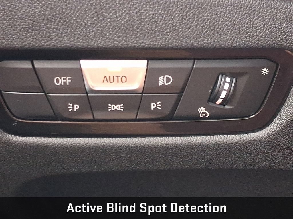 Used 2023 BMW 330i xDrive Sedan w/ M Sport Package AWD/4WD image 33