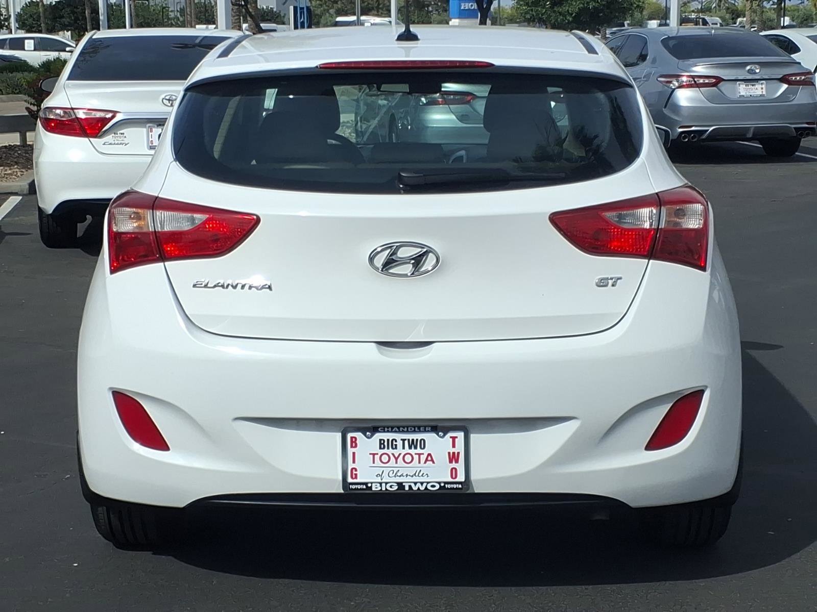 Used 2016 Hyundai Elantra GT FWD image 5