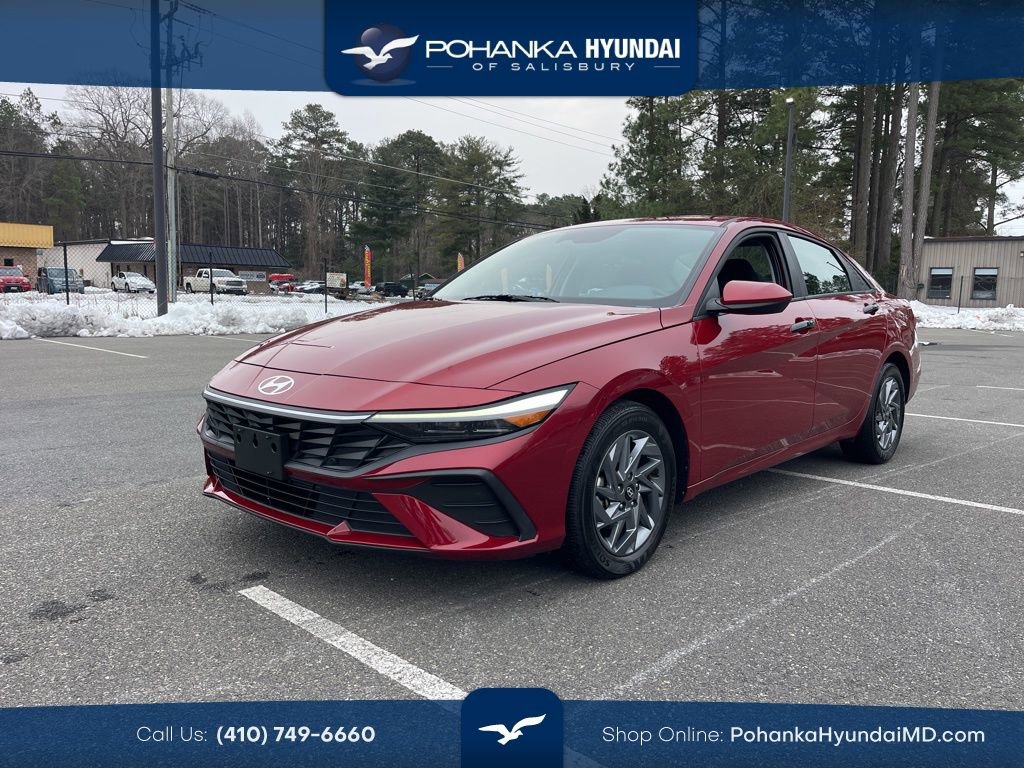 Certified 2024 Hyundai Elantra SEL image 1