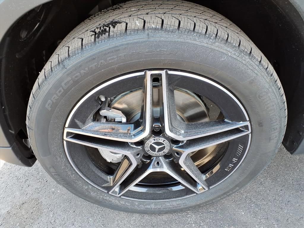 New 2026 Mercedes-Benz GLA 250 4MATIC image 10