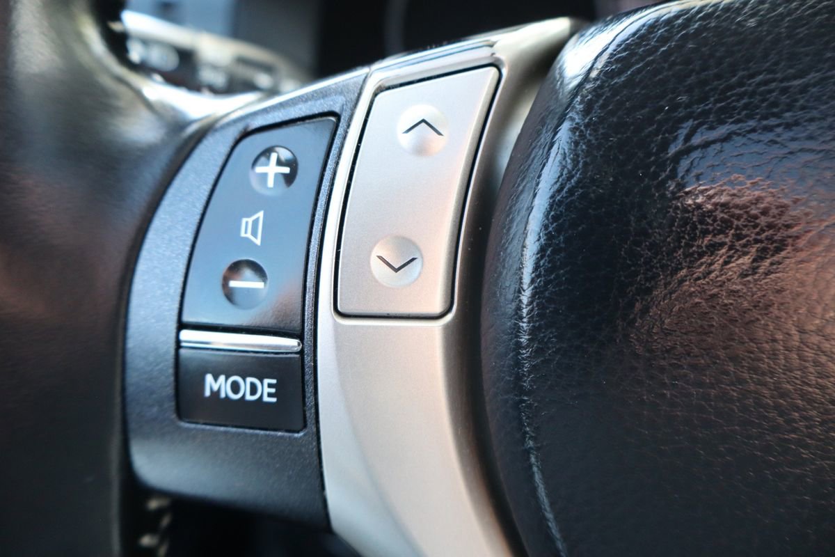 Used 2015 Lexus ES 350 w/ Luxury Package image 30